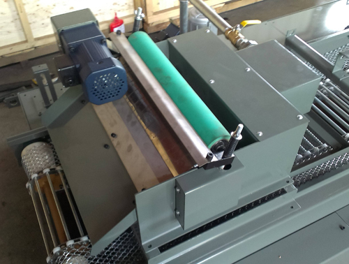 CL型磁性分離機(膠輥型) CL型磁性分離機(膠輥型)